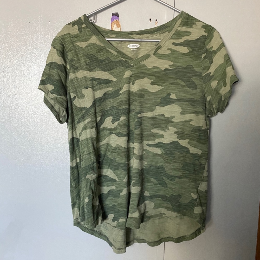 NWOT • Old Navy Camo V-neck Top